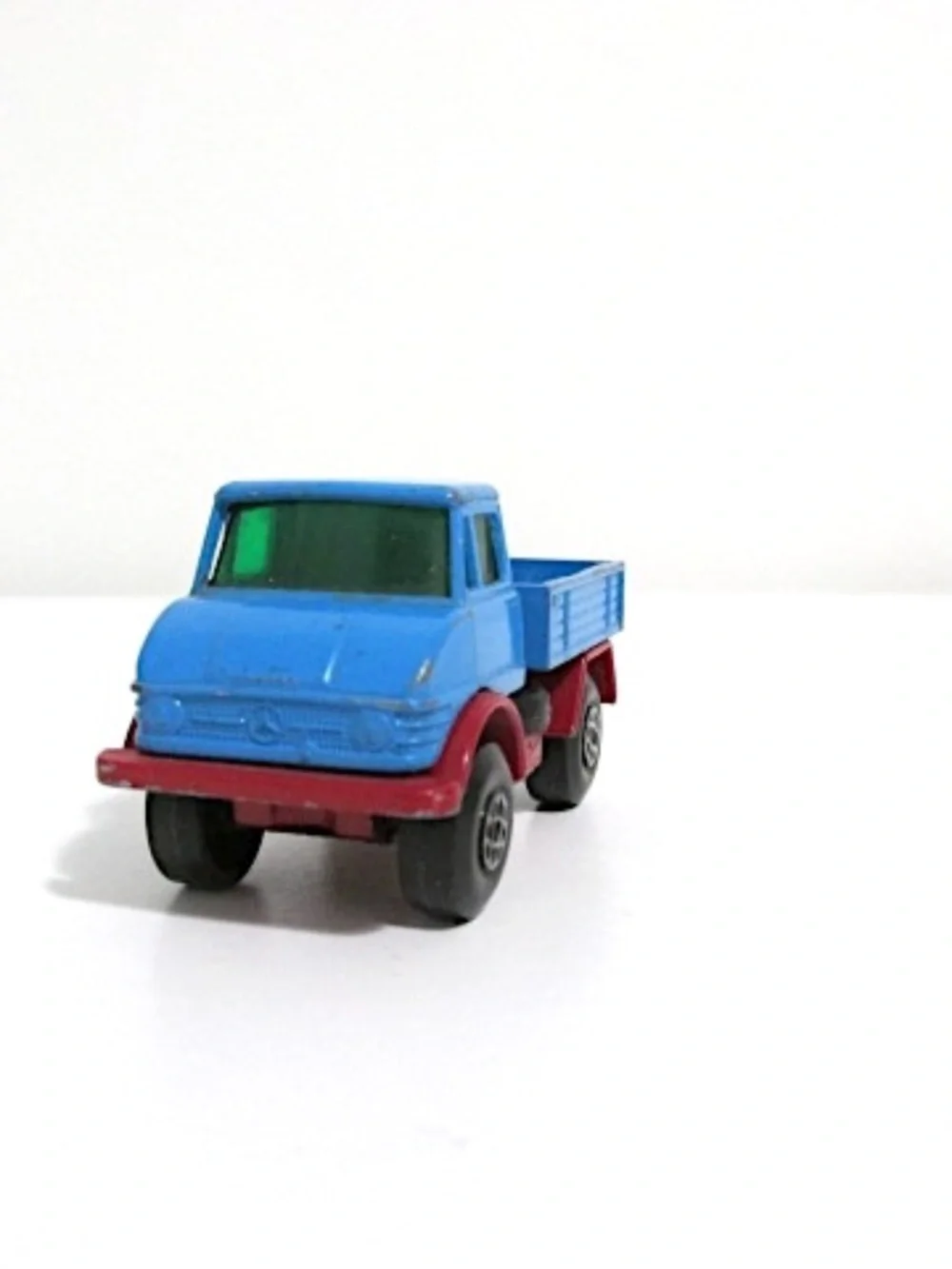 Vintage Matchbox Skyblue Mercedes Unimog